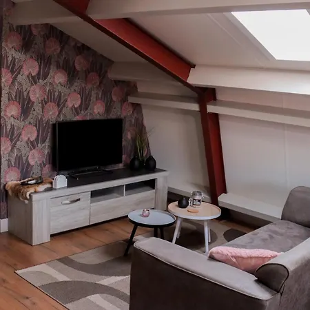 De Kalverschuur Bed & Breakfast 3*